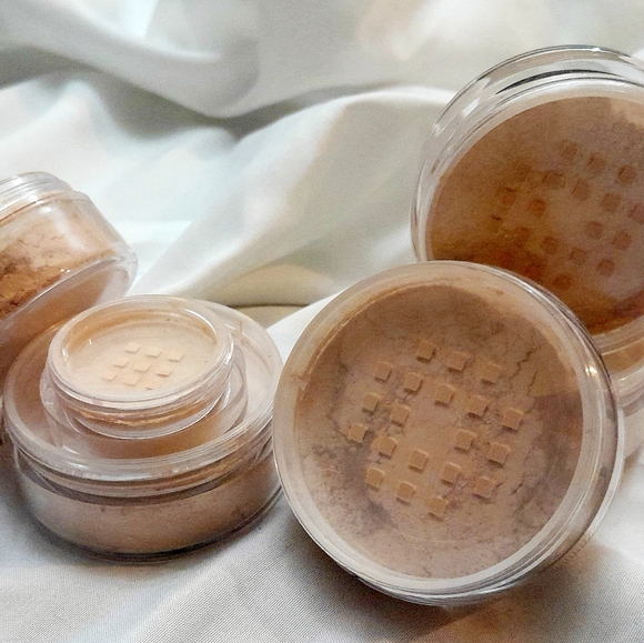 Pure Colors mineral powder - Picture 4 of 6